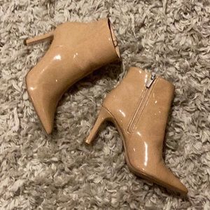 Forever 21 , 3.5” heeled boot, glossy tan, Sz 8